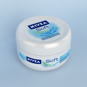 free nivea soft cream (25ml)