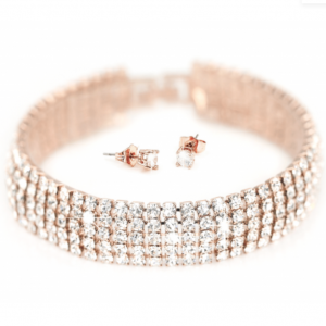 Free Swarovski Bracelet & Earring Set