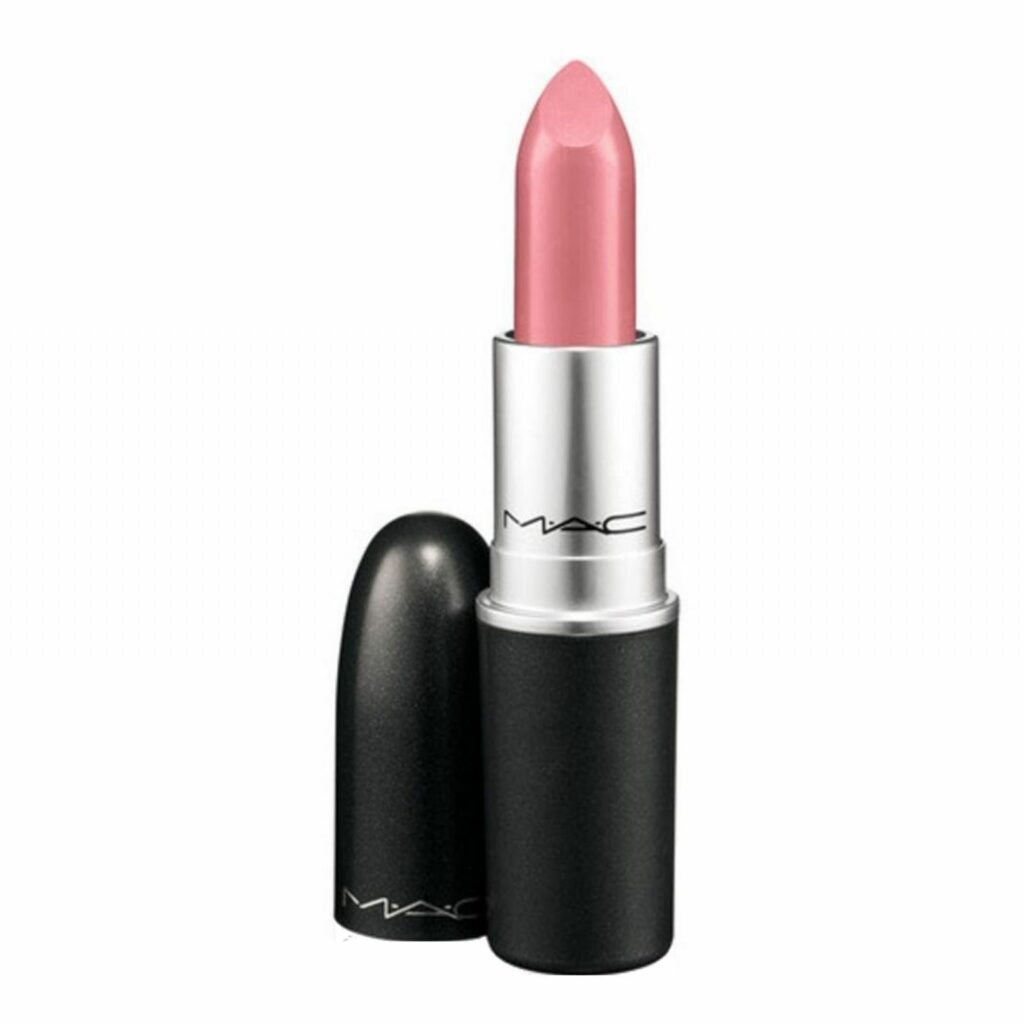 Free MAC Lipstick (Worth £17.50)