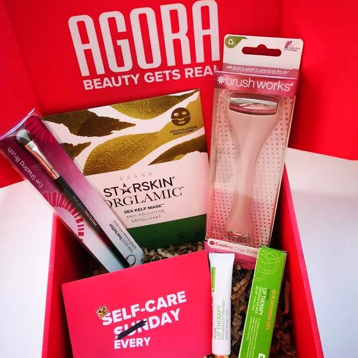 Free Beauty Box (Worth Up To £200)