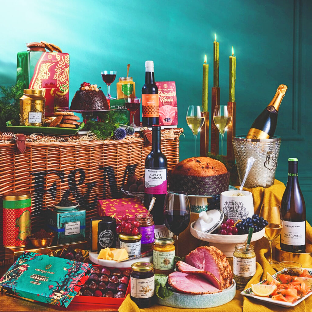 Free Fortnum & Mason Christmas Hampers (Worth £500)