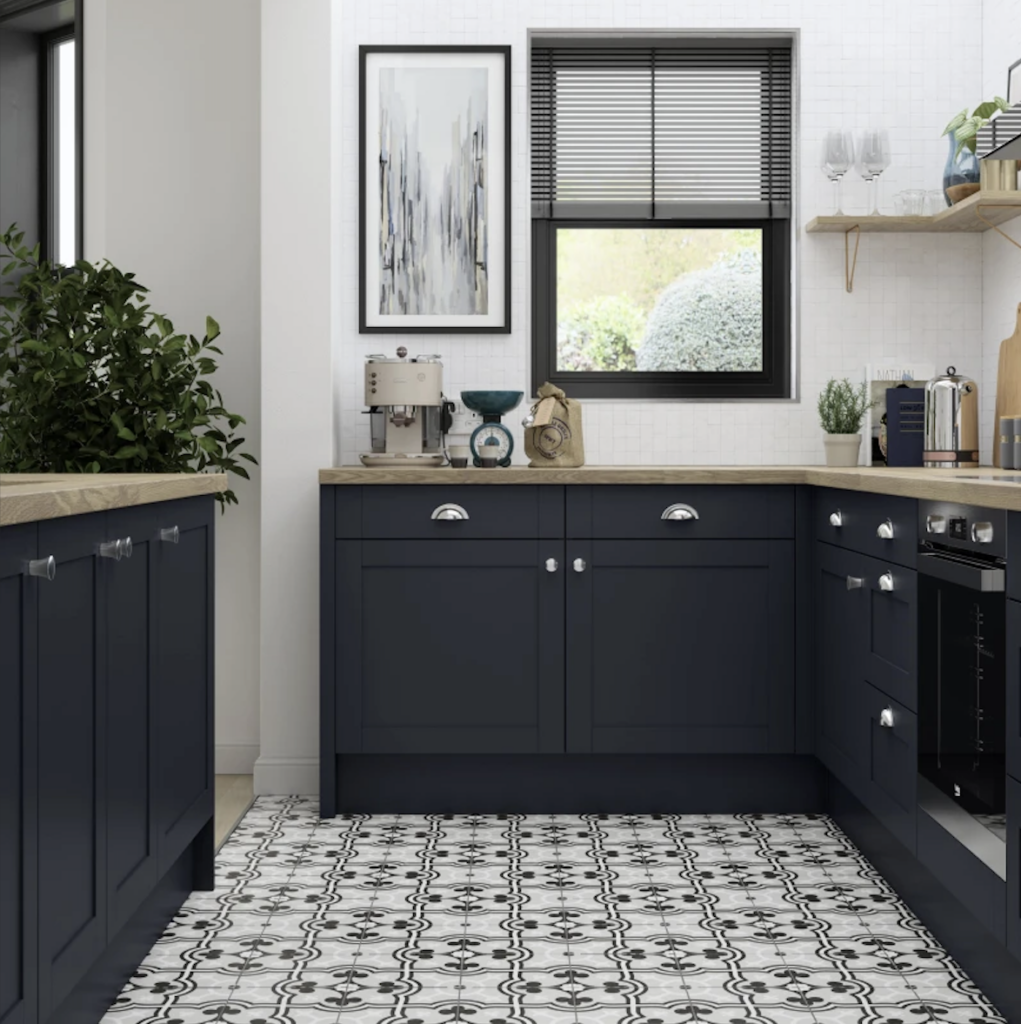 Free Waitrose Glass Hire LatestFreeStuff.co.uk