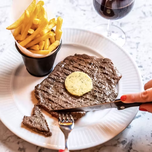 Free Côte Steak Meal (Worth £16.75)