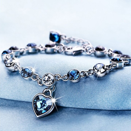 Free Sapphire Blue Bracelet (Worth £40)