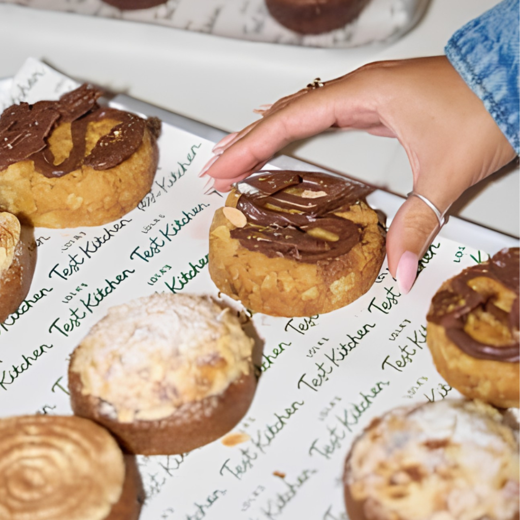 Free Lola’s Kitchen Bakes