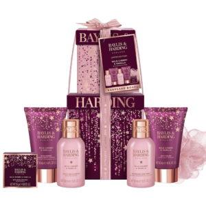 Win A Baylis & Harding Pamper Set